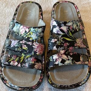 Alegria Dinah Black Floral Triple-Strap Slide Sandals